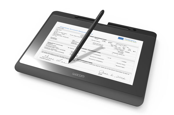Wacom представляет интерактивный дисплей DTH-1152 для просмотра и подписания электронных документов